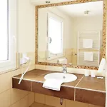 Hotel Weinberghotel Nalbach