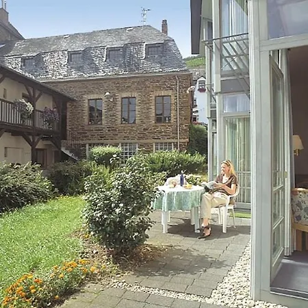 Weinberghotel Nalbach