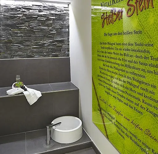 Weinberghotel Nalbach