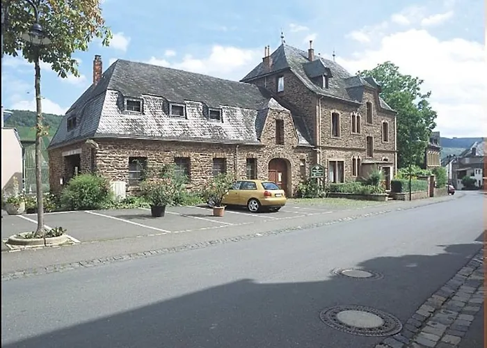 Hotel Weinberghotel Nalbach 3*